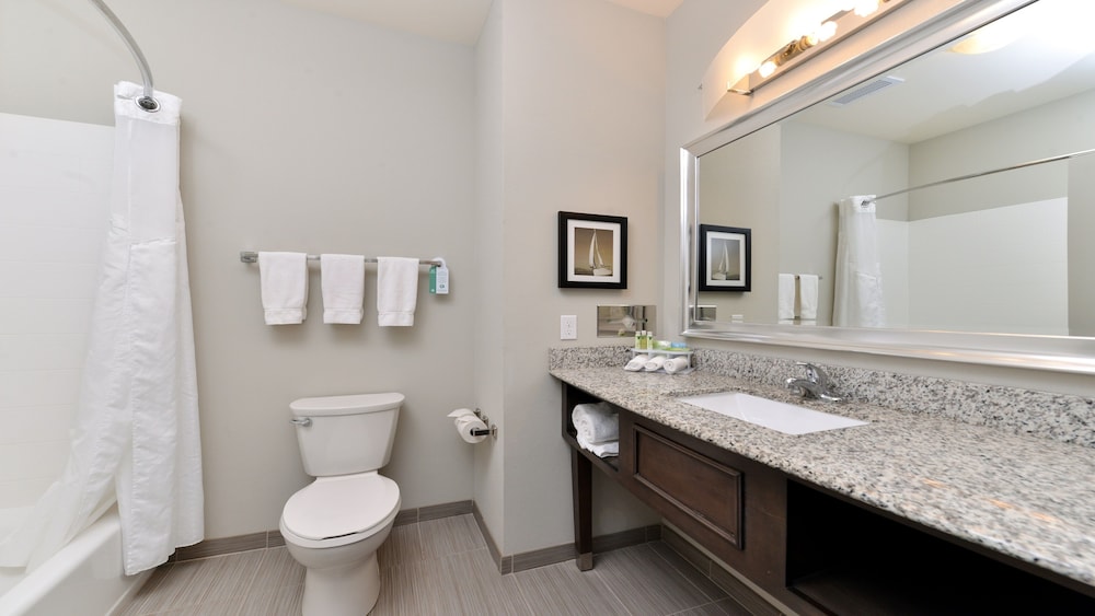 Fairfield by Marriott Inn & Suites Fort Walton Beach Hurlburt Area 18/48