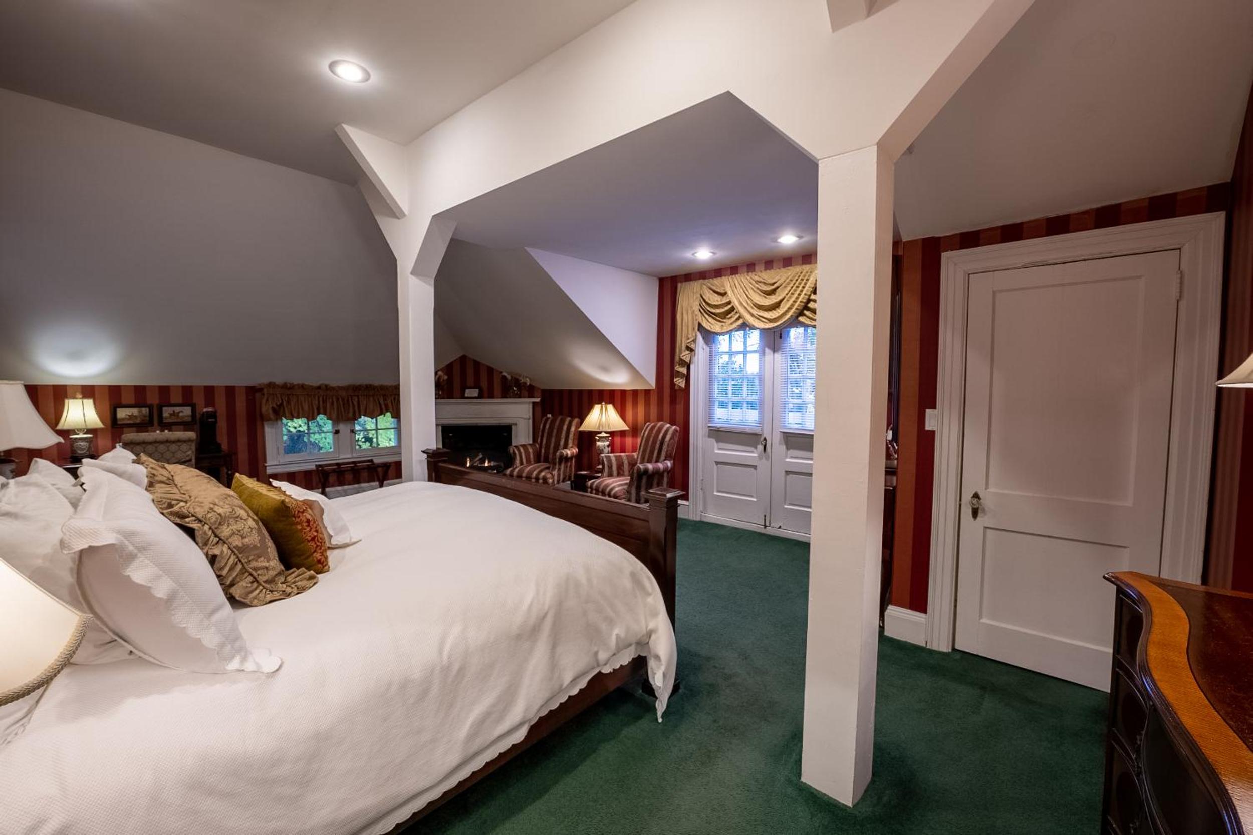 Antrim 1844 Country House Hotel 12/36
