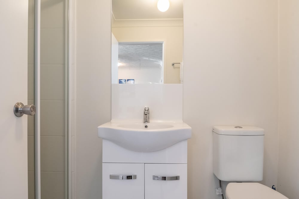 Byron Central Apartments 65/67