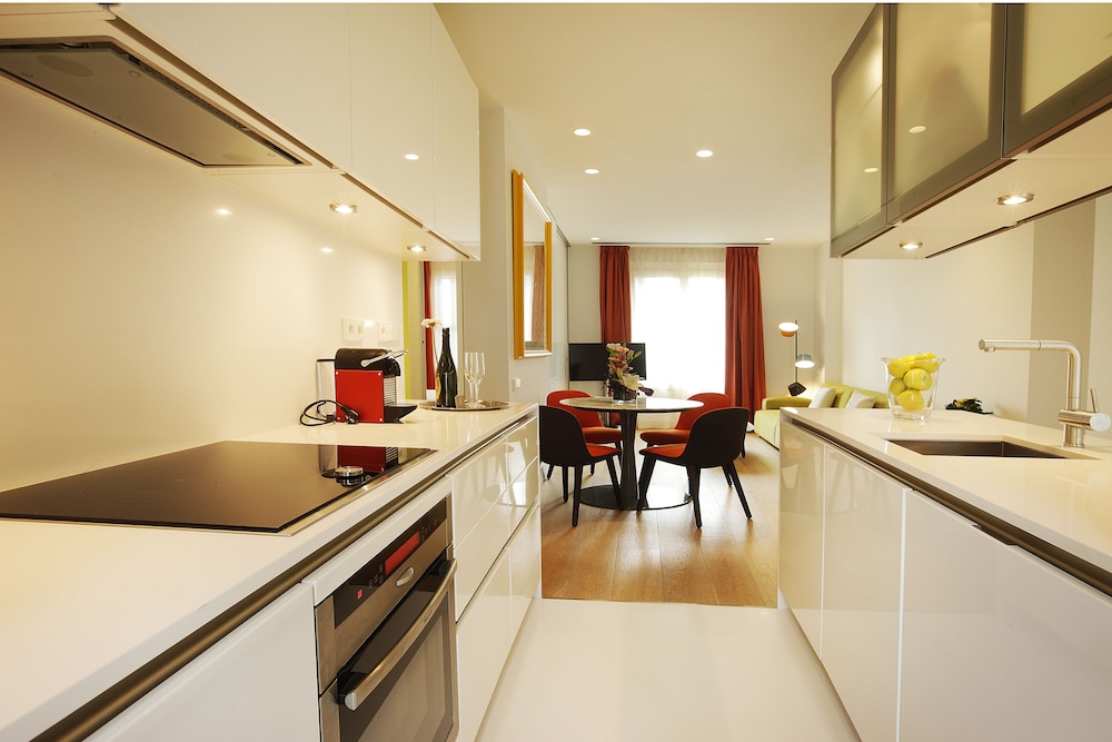 COSMO APARTMENTS RAMBLA CATALUNYA 16/19