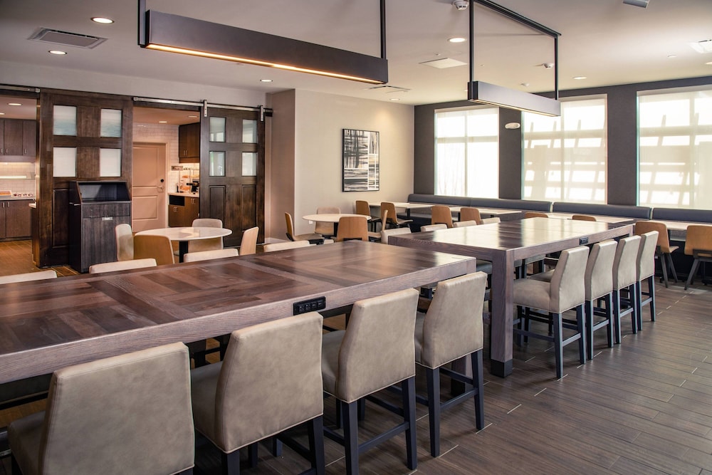 Residence Inn Fulton at Maple Lawn 34/47