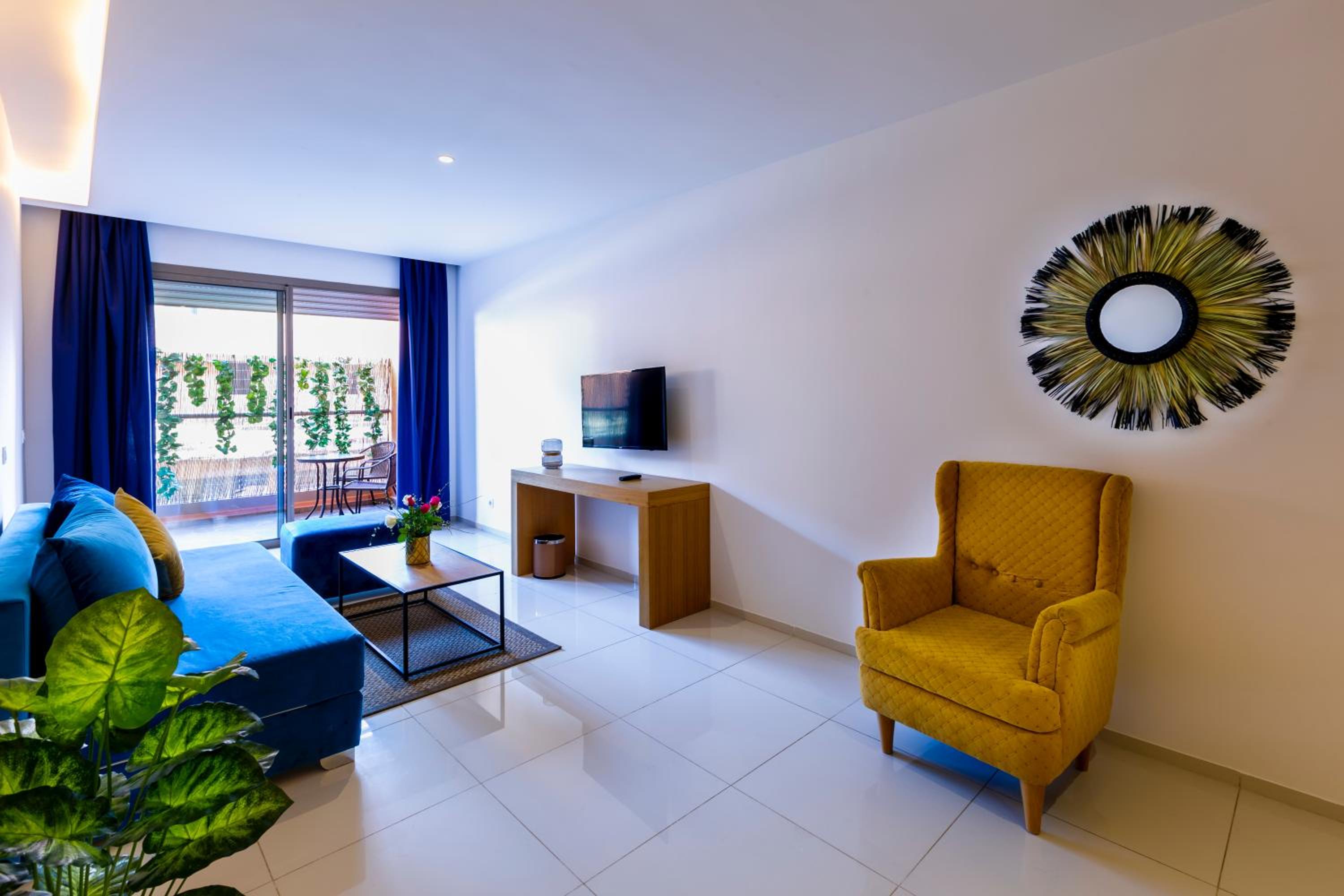 AppartHotel Atrani 44/56