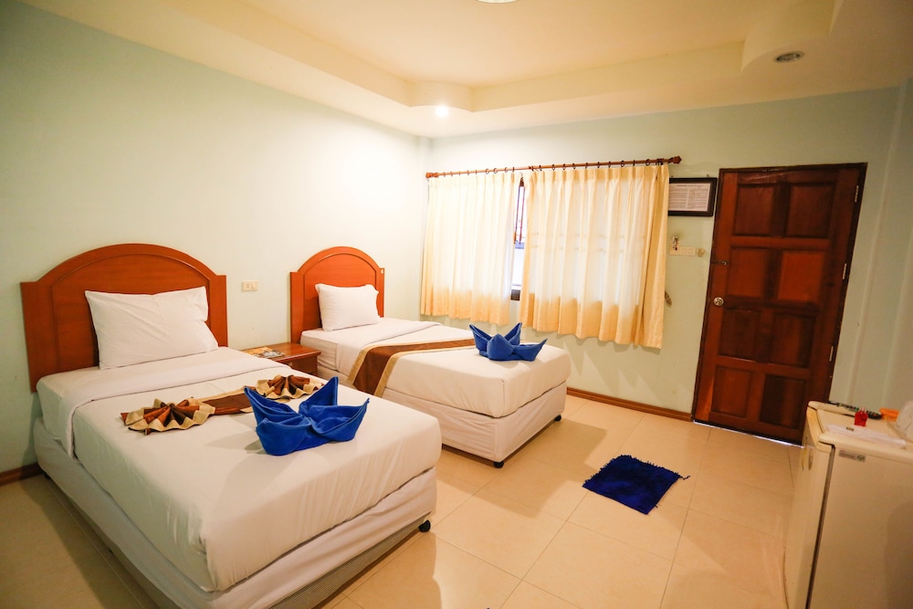 Sangthian Beach Resort 27/60
