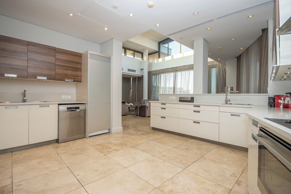 Lawhill Luxury Apartments 17/73