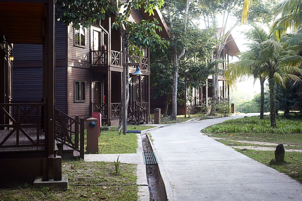 REDANG ISLAND RESORT 42/50