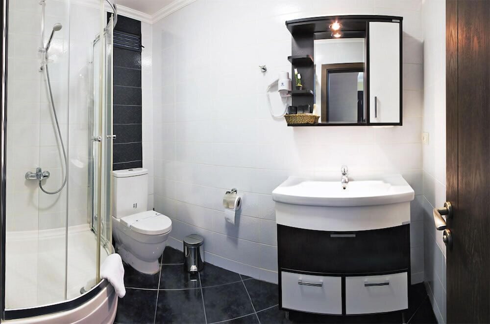 Belle Maison Hotel Residence 30/33