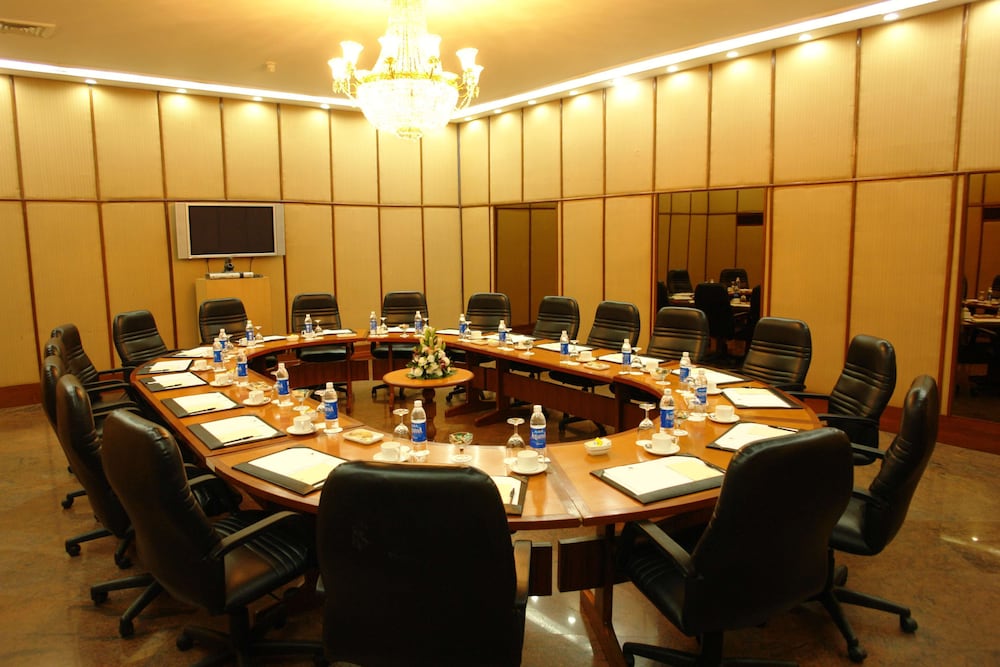 The Lalit Ashok 66/76