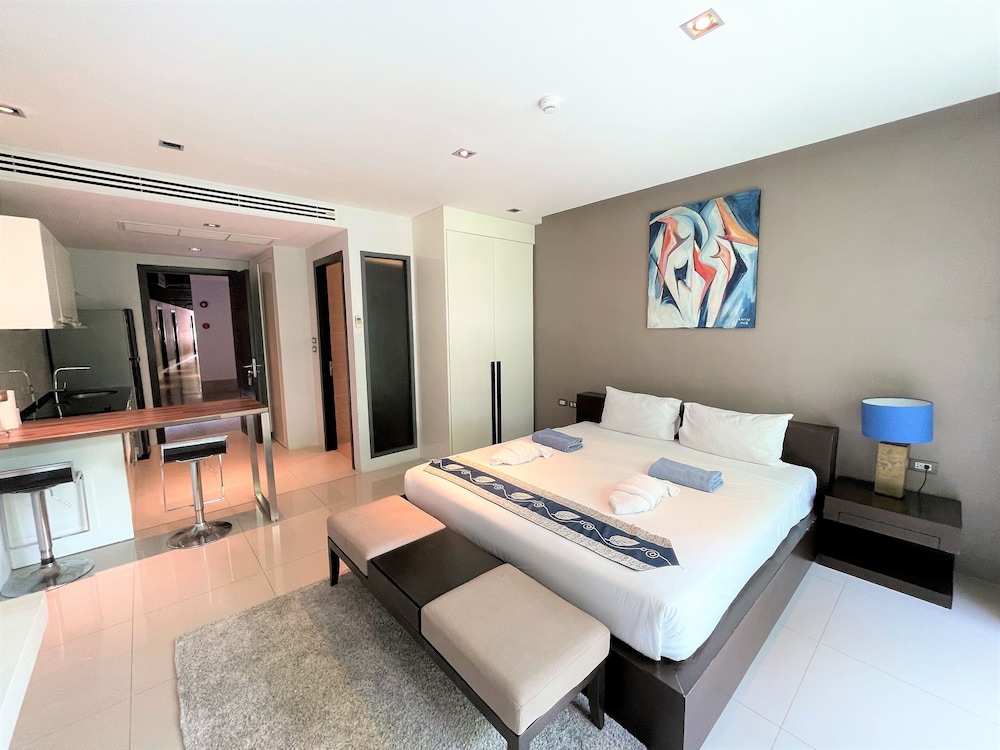 Emerald Terrace Condominium Resort 25/71