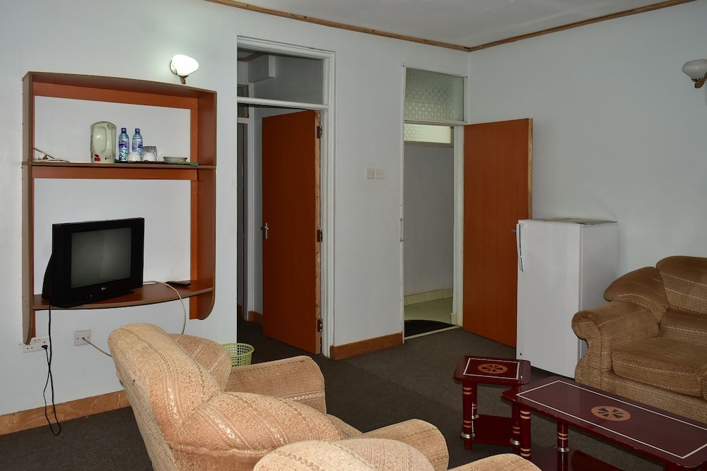 Westwood Hotel 20/43
