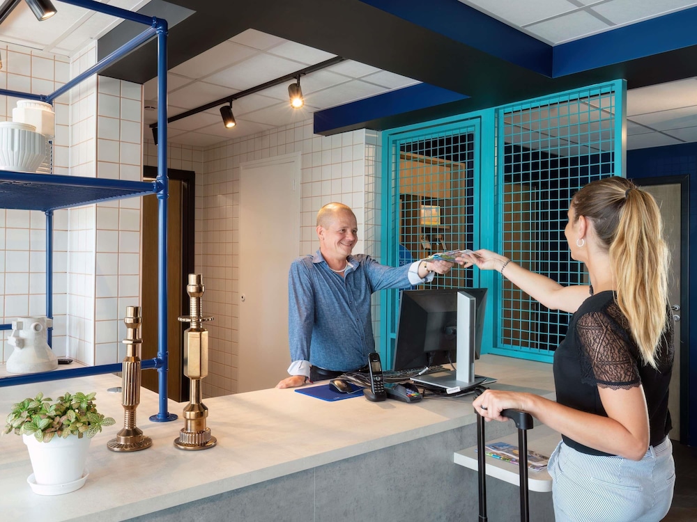 ibis budget Pertuis Portes du Luberon 5/65