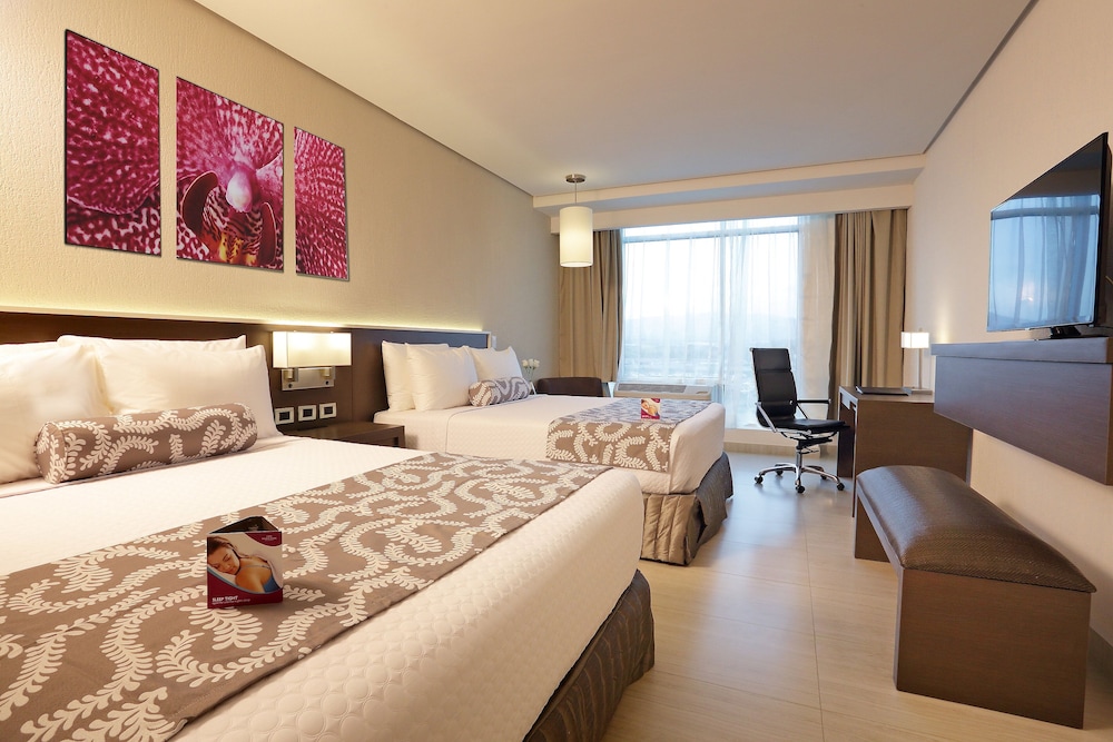 Crowne Plaza Airport Panama 23/79