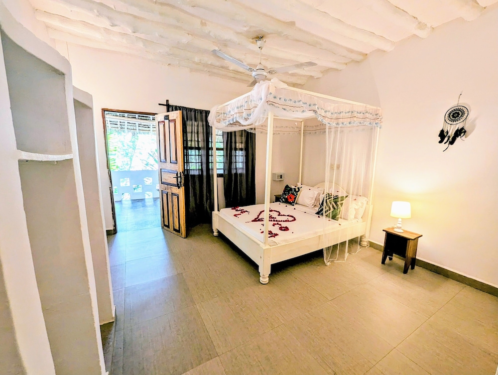 Bahati Villa 9/50