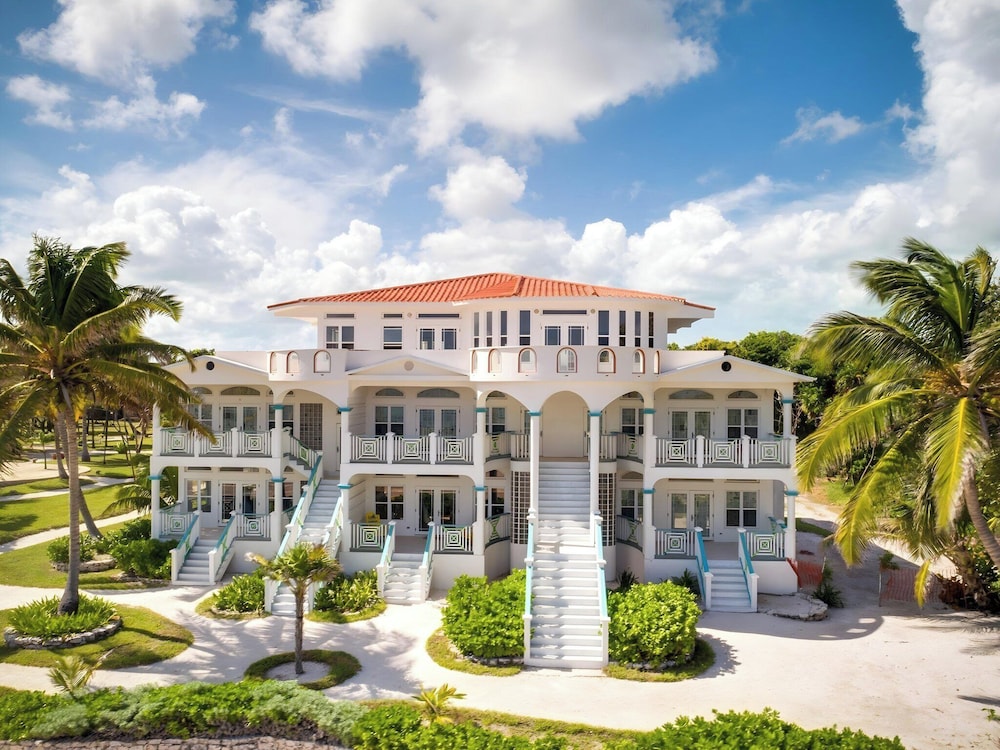 Margaritaville Beach Resort Ambergris Caye 1/50