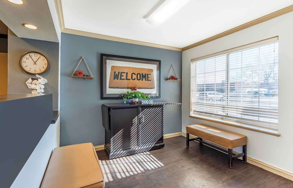 Extended Stay America - Chicago - Naperville - East 33/50