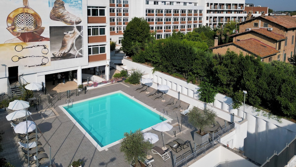 Hotel Capannelle 45/50