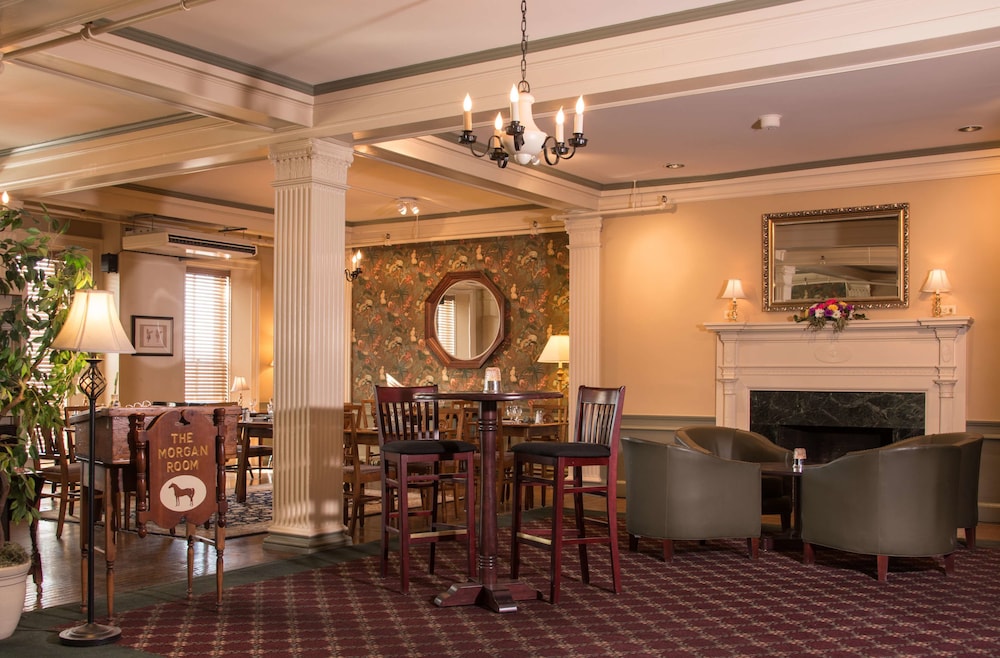 Middlebury Inn 42/68