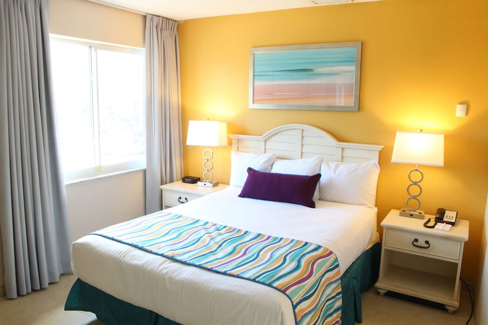 1 Bedroom, Suite, King Bed, Queen Murphy Bed, Sofa
