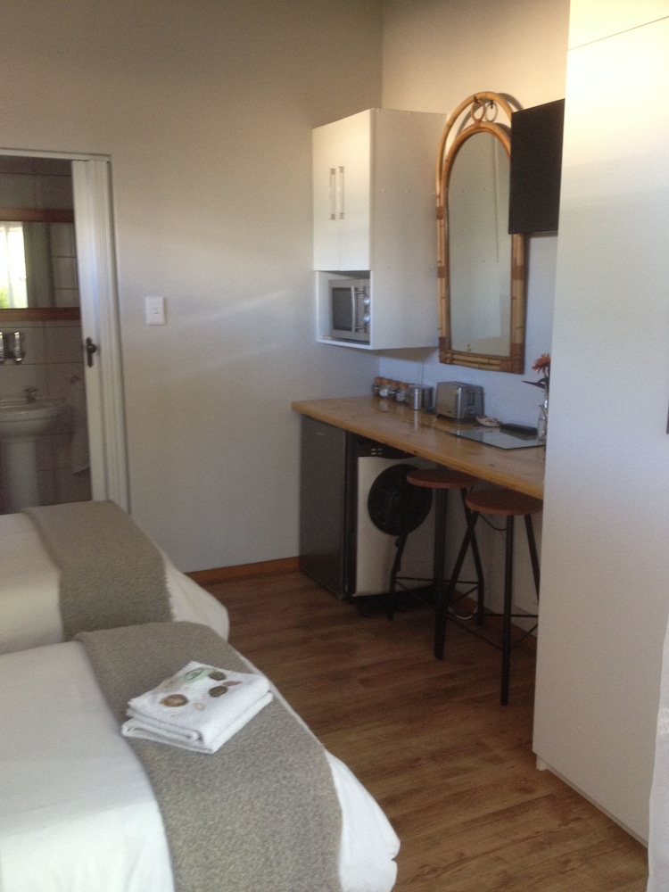The Nook B&B 20/40