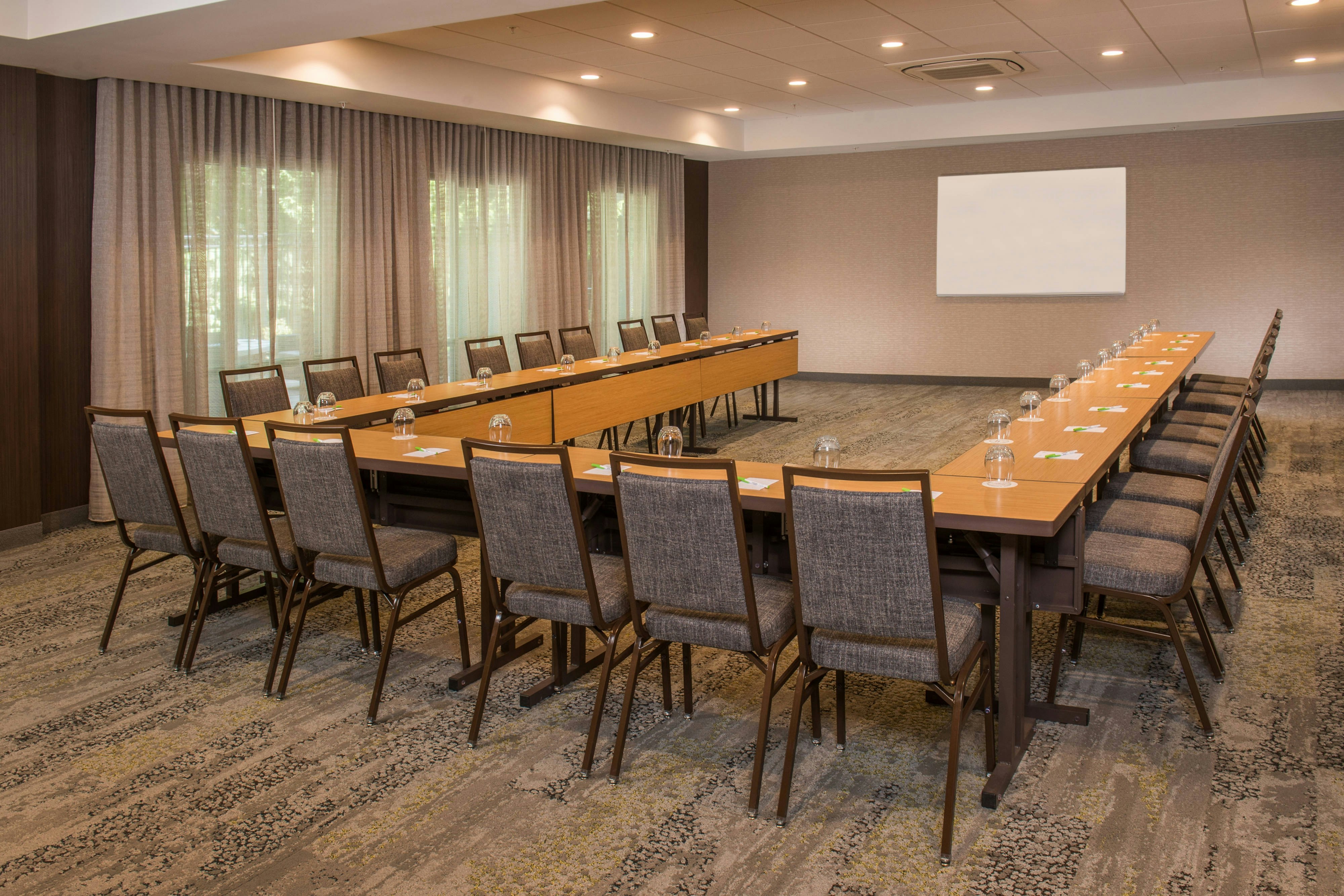 Courtyard By Marriott Hershey Chocolate Avenue 20/21