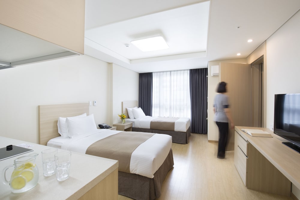 Crown Harbor Hotel Busan 12/72
