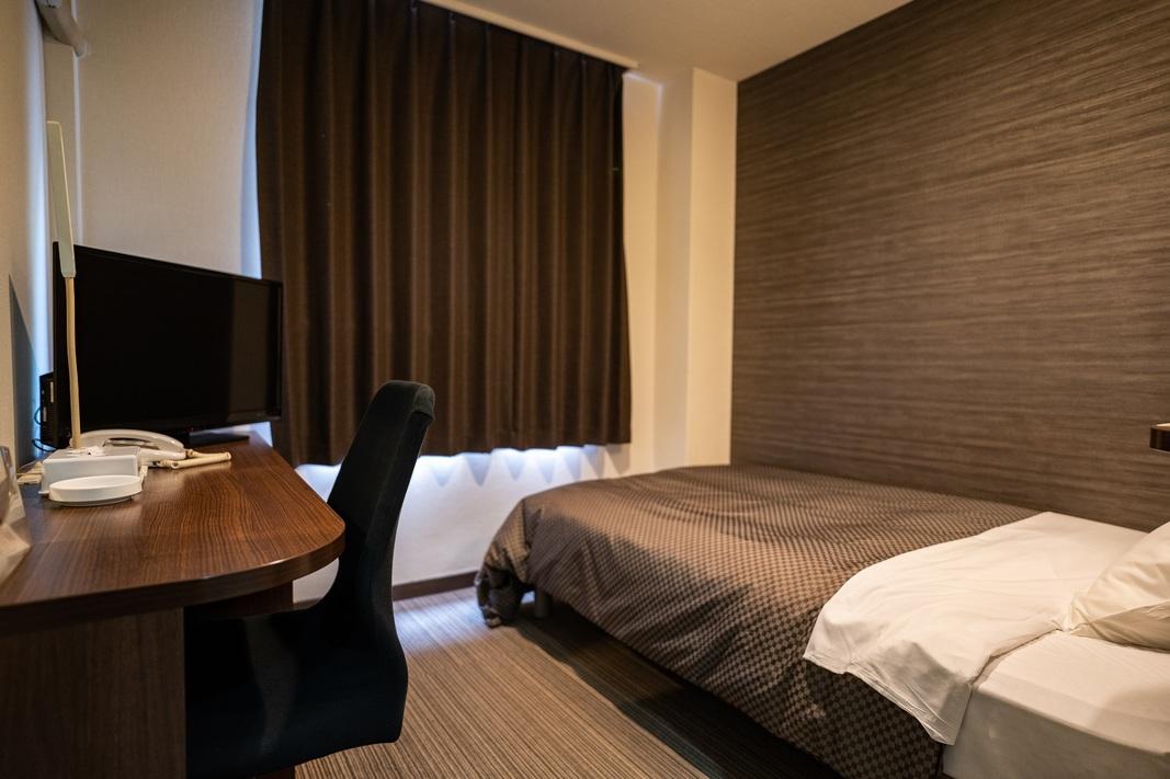 Semi Room, Standard, Semi Double Bed