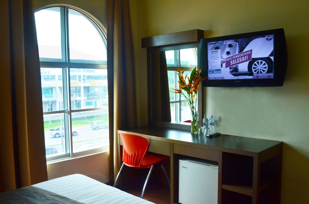 Hotel Lintas Plaza 36/39