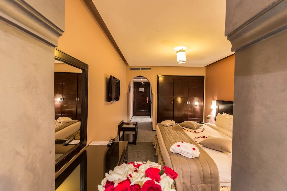 Hotel Almas 35/50