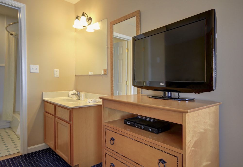 Ambassador Inn 20/23
