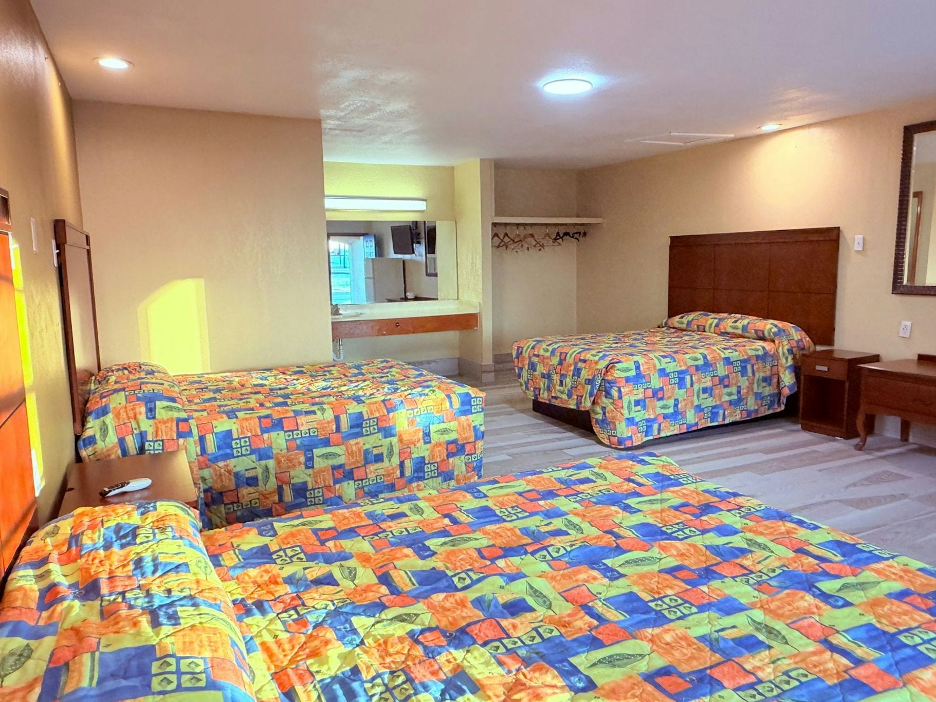 Aloha Inn McAllen Airport near Medical center Tx 28/40