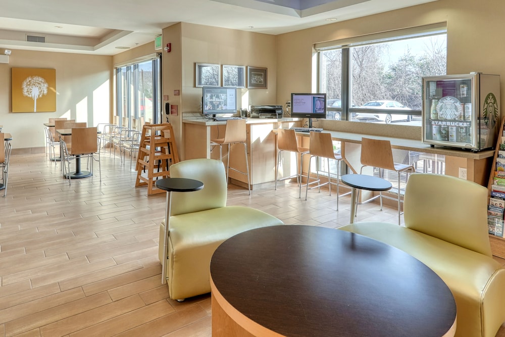 TownePlace Suites York 24/32