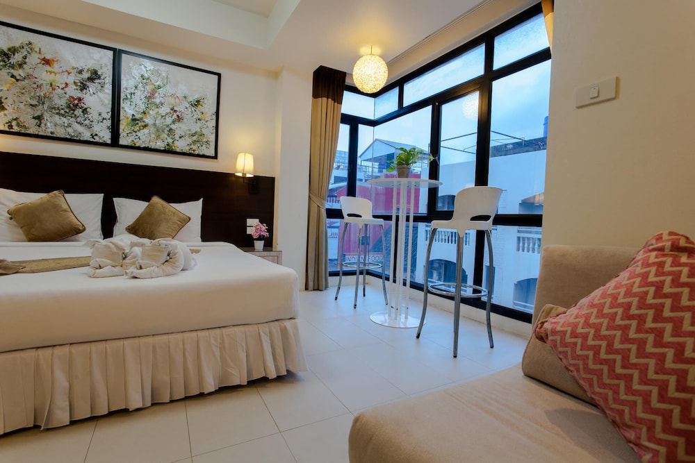 Amici Miei Hotel 27/30