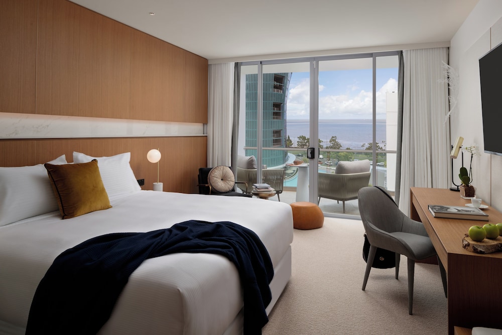 Sea, Suite, King Bed, Sofa