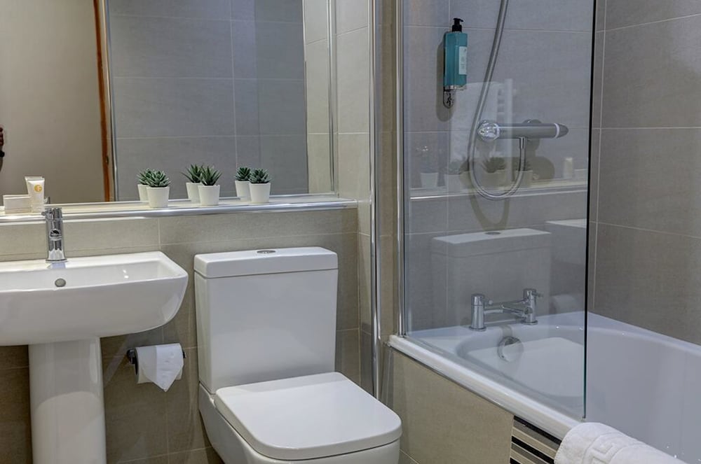 Best Western The Hilcroft Hotel West Lothian 13/66
