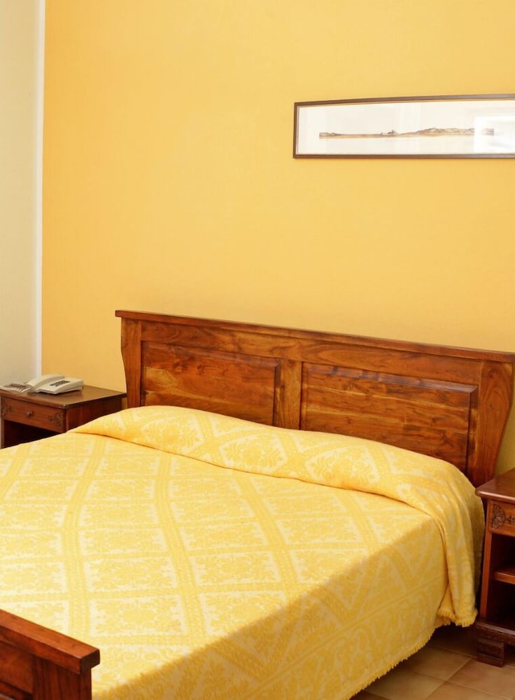 Club Malaspina Hotel and Resort 20/54
