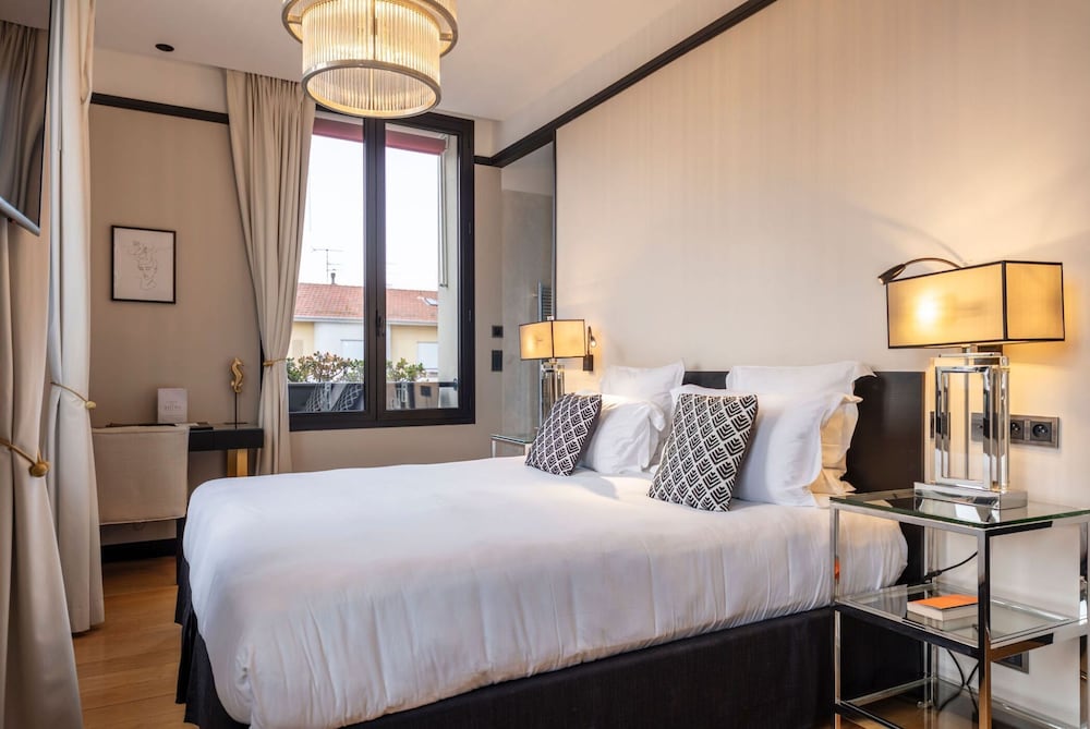 Hotel Le Touring 8/50
