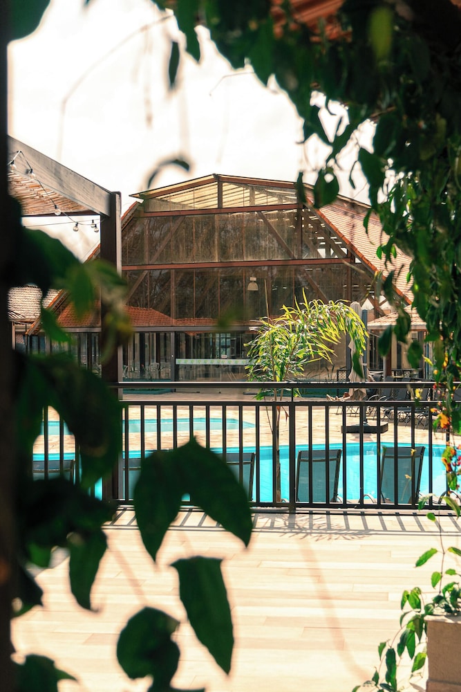 Guararema Parque Hotel 2/68