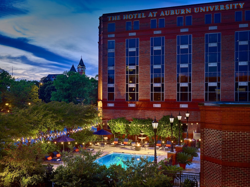 The Hotel At Auburn University 2/64