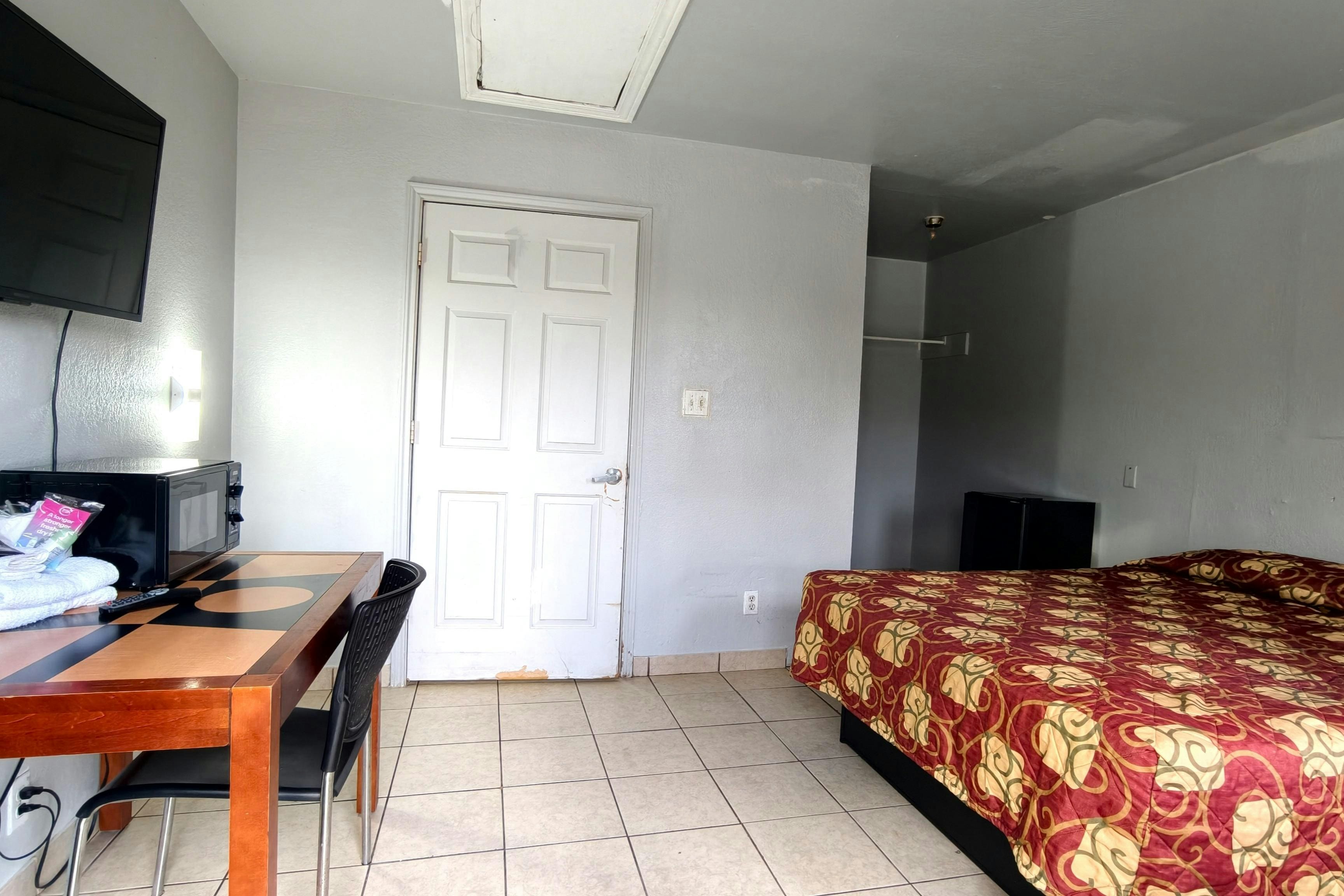 Best Budget Inn San Marcos, TX 22/31