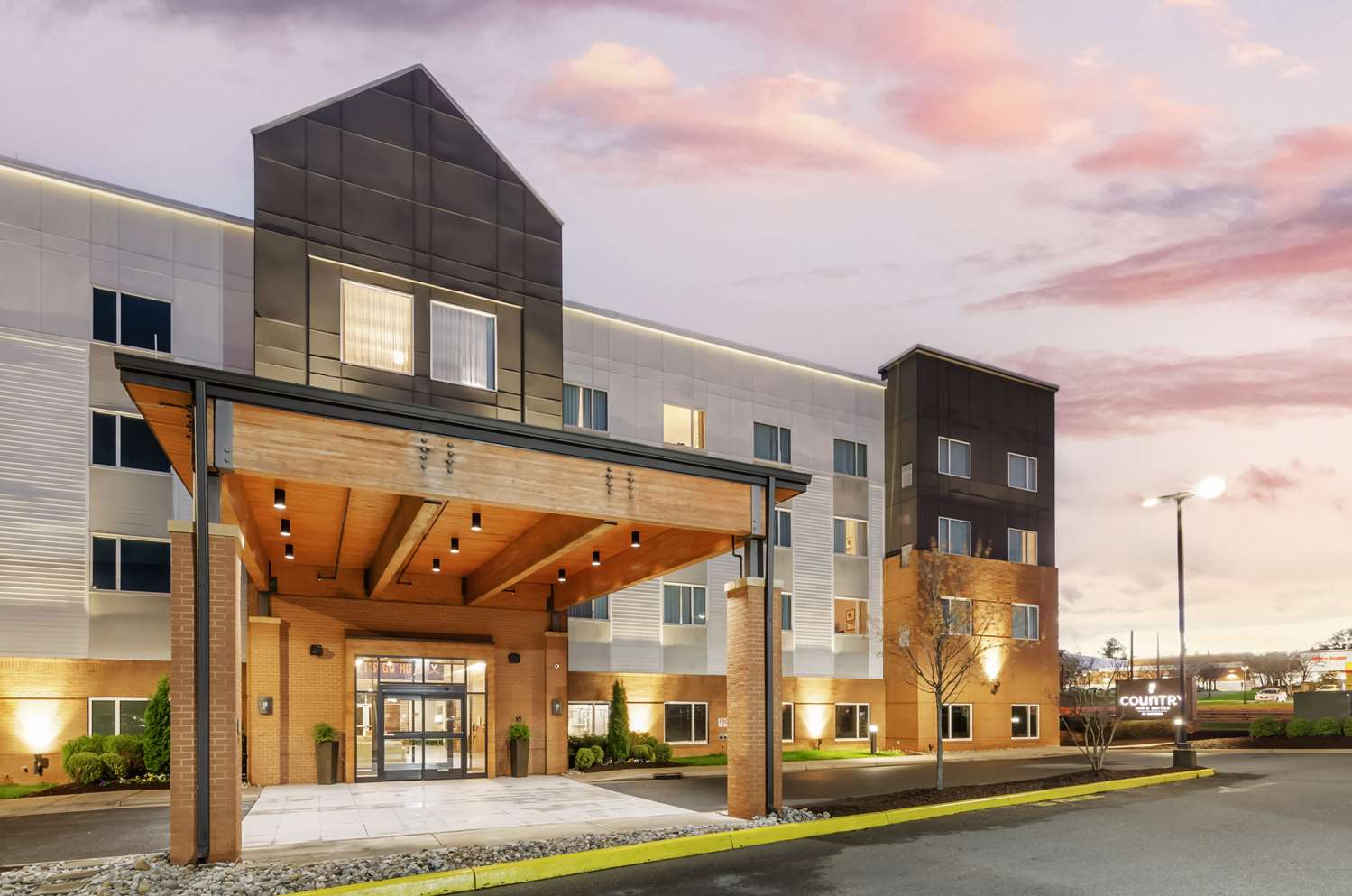 Country Inn and Suites by Radisson, Charlottesville-UVA, VA 6/53