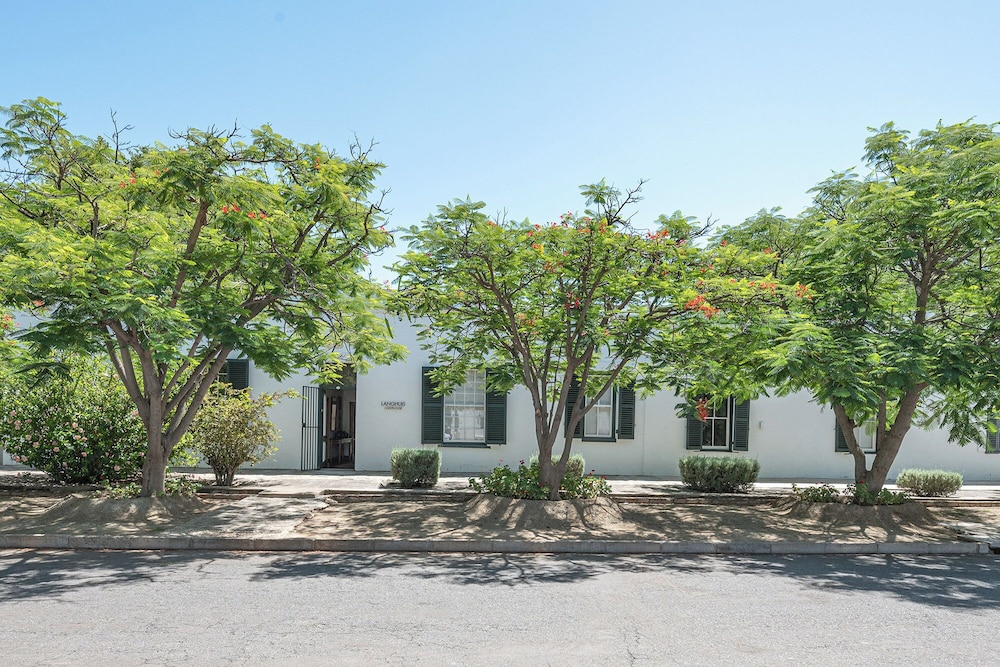 Langhuis Graaff Reinet 19/25