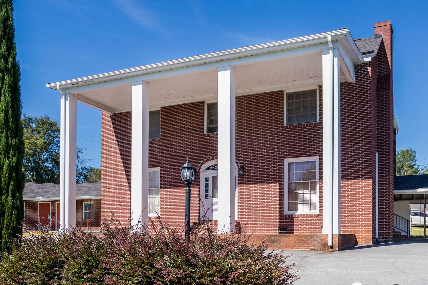 Rodeway Inn and Suites Walhalla SC 1/7
