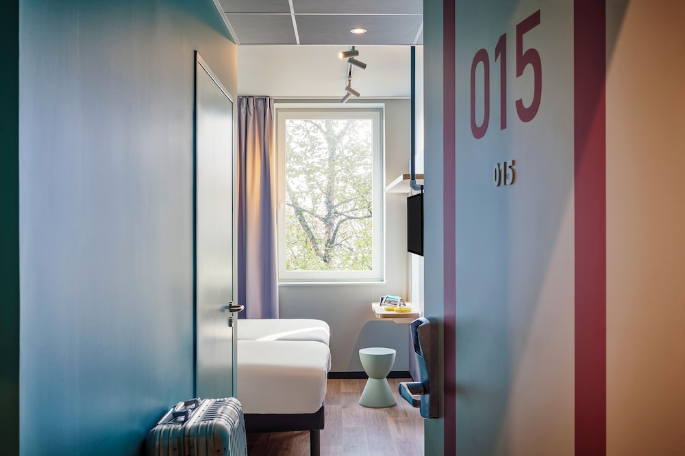 ibis budget Valence Nord Plateau des Couleures 54/54