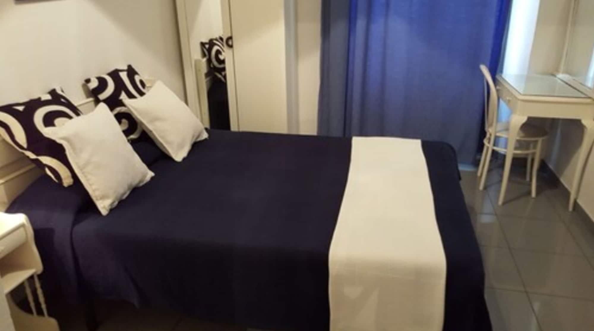 Hostal Parisien 13/32