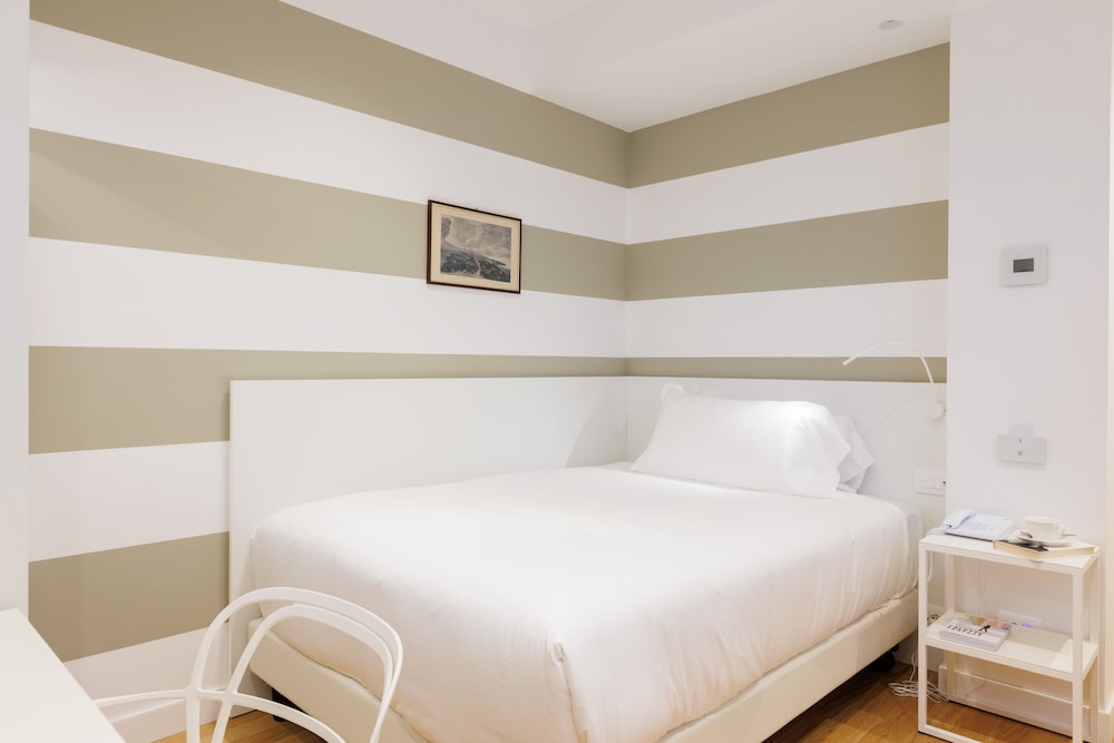 Hotel Morfeo 10/77