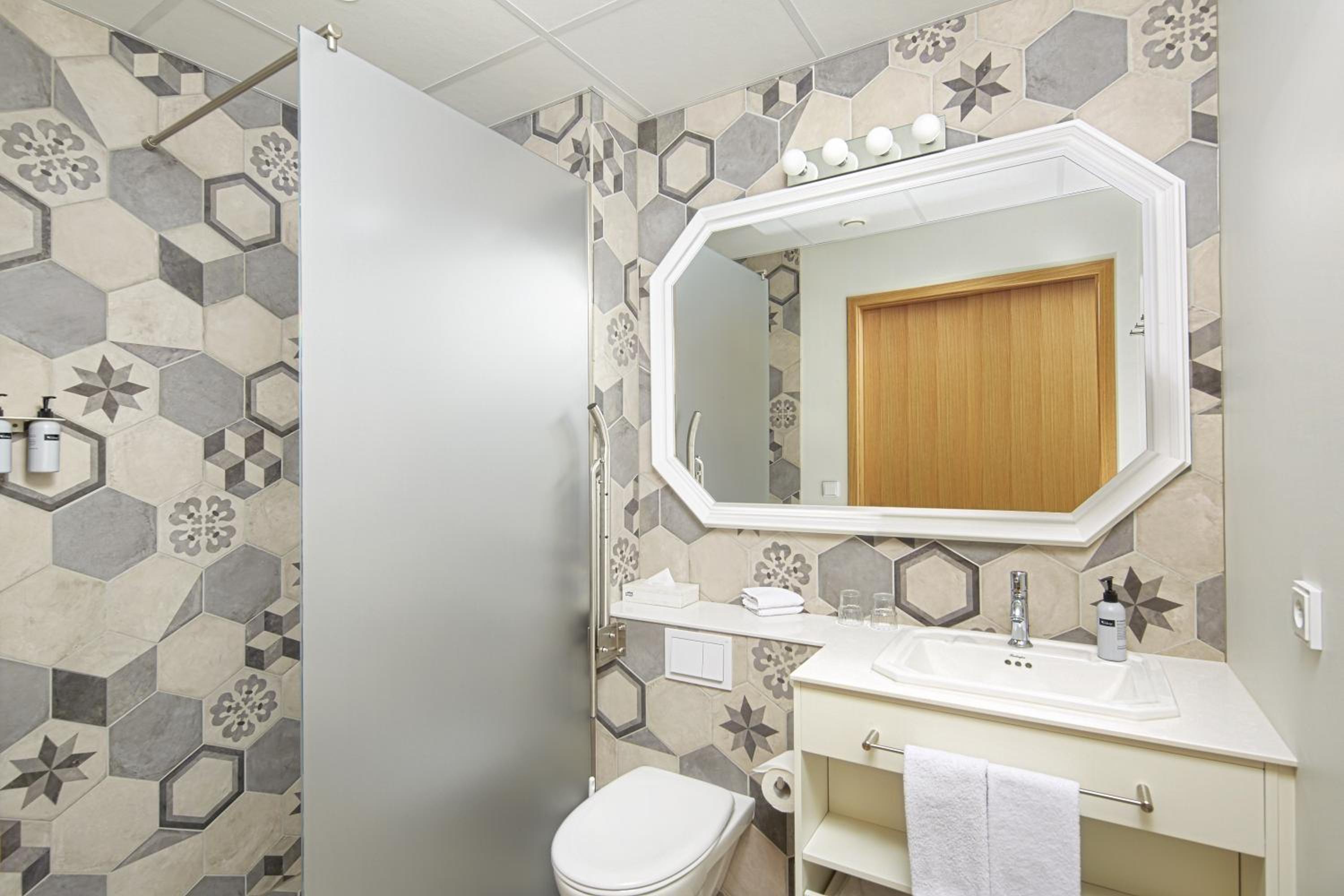 استوديو عائلي بسريرين مزدوجين مع أريكة، Reykjavik Marina - Berjaya Iceland Hotels 2/3