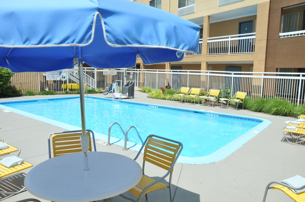 Wingate by Wyndham Dayton North 44/50