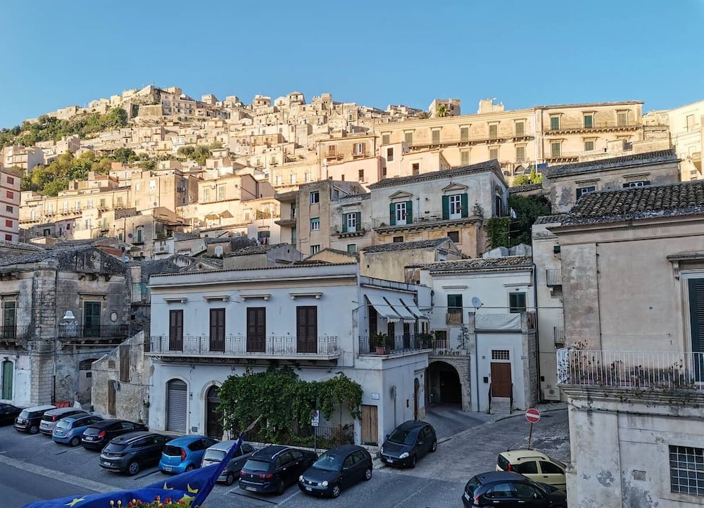 PALAZZO IL CAVALIERE B&B DE CHARME 57/68