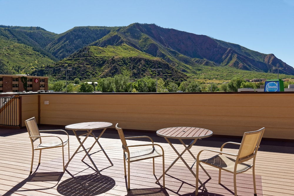 Glenwood Springs Inn 45/62