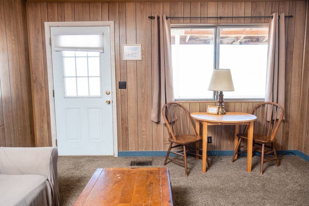 Cold Springs Station Resort 14/25