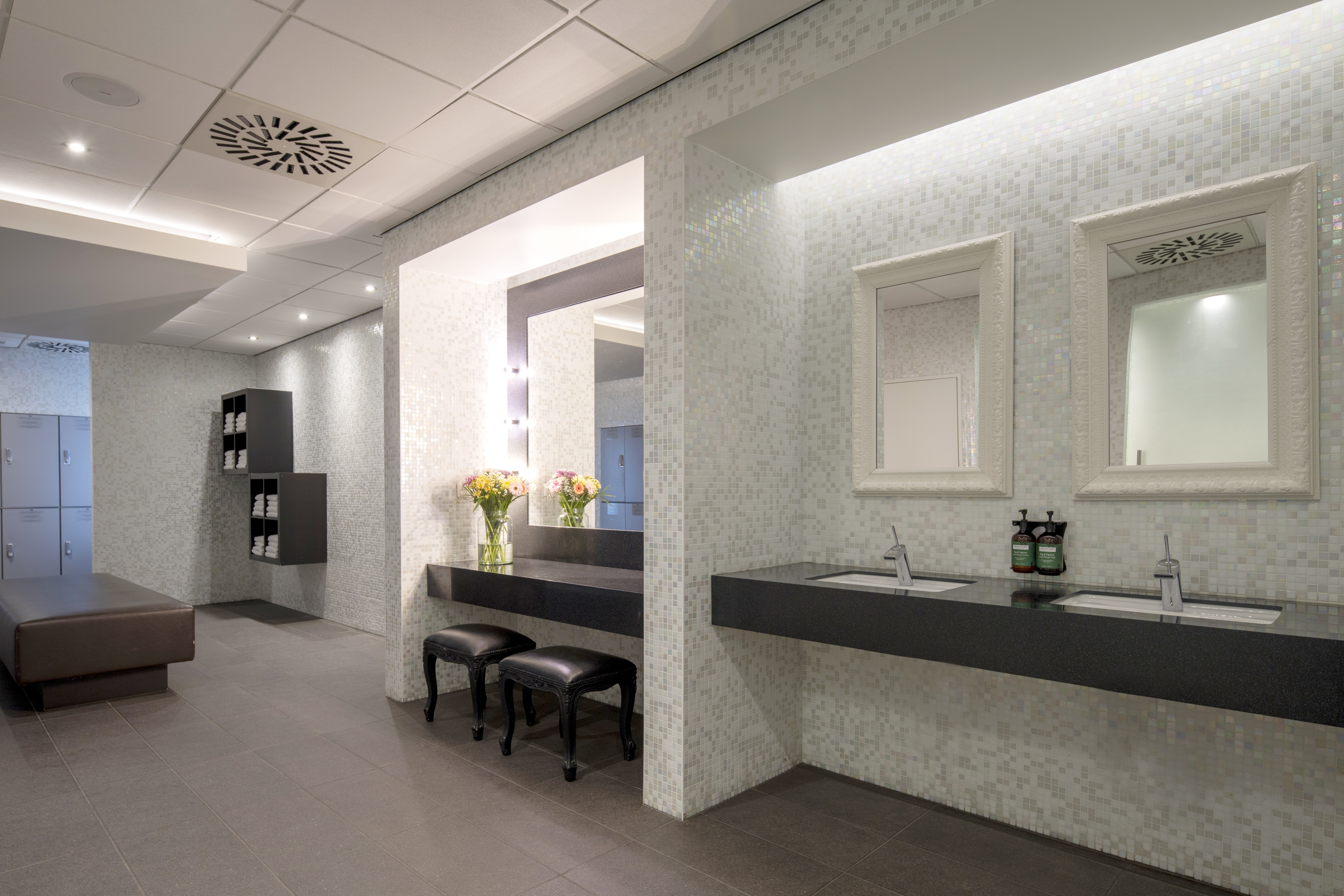 Crowne Plaza Antwerp 10/80